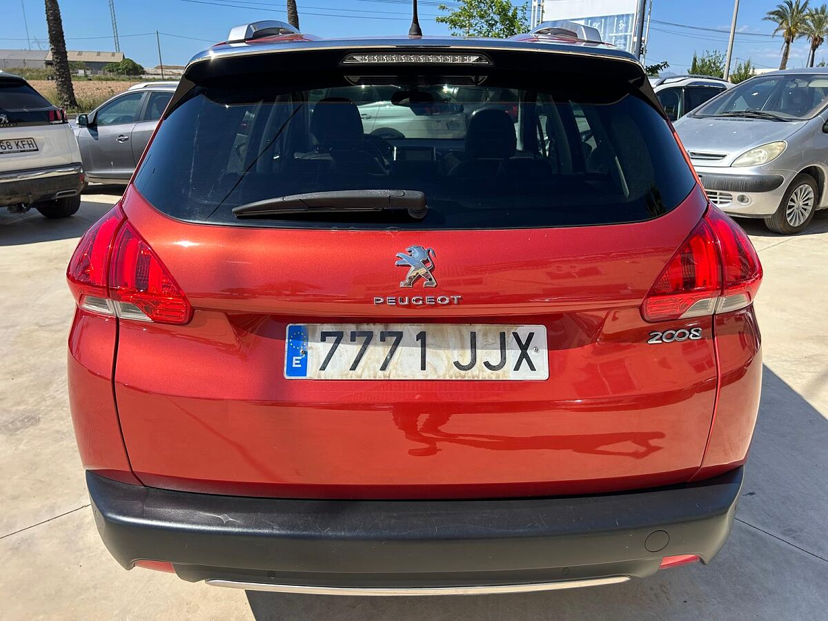 PEUGEOT 2008 ALLURE 1.2 E-THP AUTO SPANISH LHD IN SPAIN 95000 MILES SUPERB 2015
